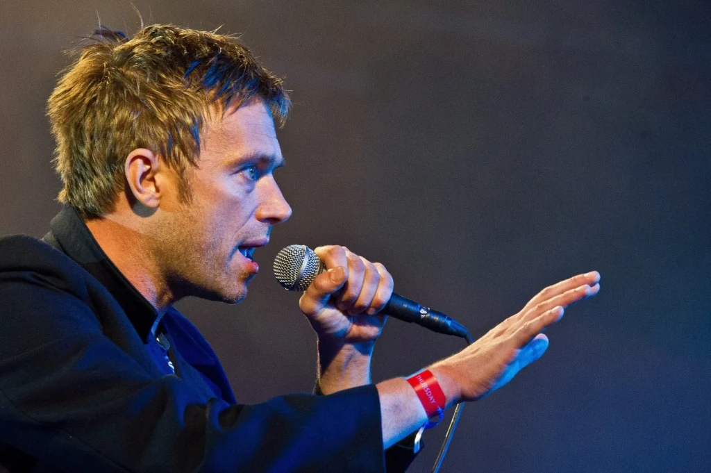 'Demon Days': 20 Años De La Noche Eterna De Gorillaz 1 Damon Albarn Gorillaz Roskilde Festival 2010