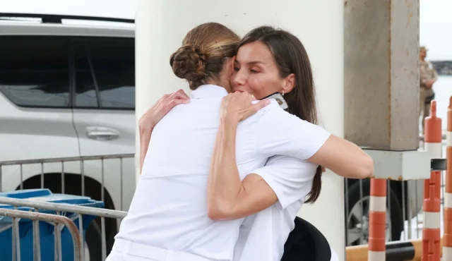 El Conmovedor Reencuentro Entre Letizia Y Leonor  