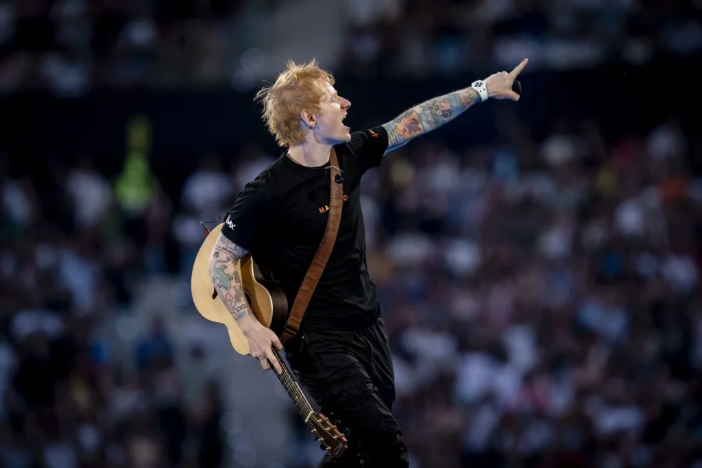 Ed Sheeran Baila Lento En Madrid 1 Europapress 6762731 Cantante Ed Sheeran Concierto Riyadh Air Metropolitano 30 Mayo 2025 Madrid