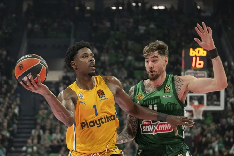 El Tirador Que Quiere Chus Mateo En El Real Madrid Tiene Un Ofertón De Un Rival Directo 1 Jaylen Hoard Chus Mateo Real Madrid Fuente: Ap