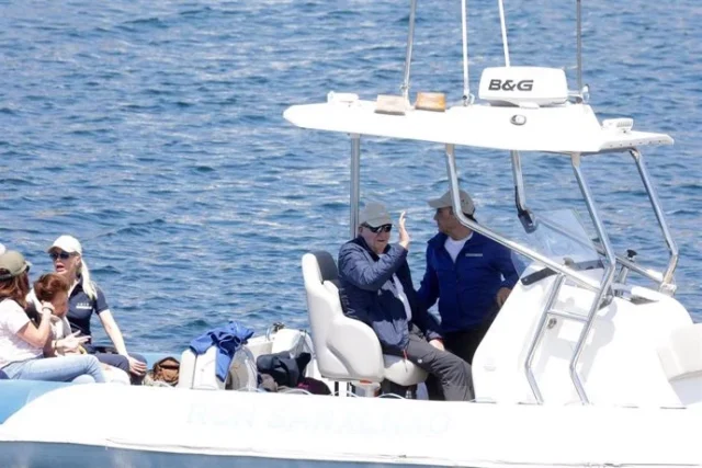 Juan Carlos I No Quiere Conciliación Y Planta A Miguel Ángel Revilla