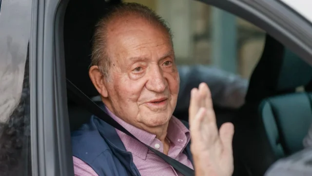 Juan Carlos I Regresó A España Debilitado Y Bajo Tratamiento Médico