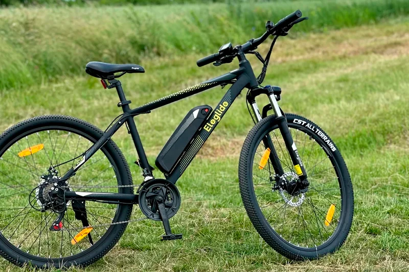 LA BICICLETA ELÉCTRICA DE MONTAÑA MÁS VENDIDA DE AMAZON