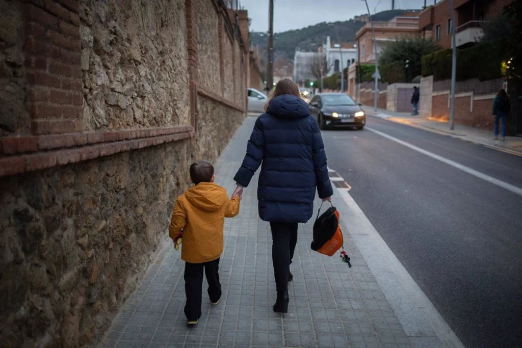 2.500 Euros Menos Cruzando Una Calle De Barcelona: La Desigualdad Se Hereda En España 1 La Desigualdad Se Hereda