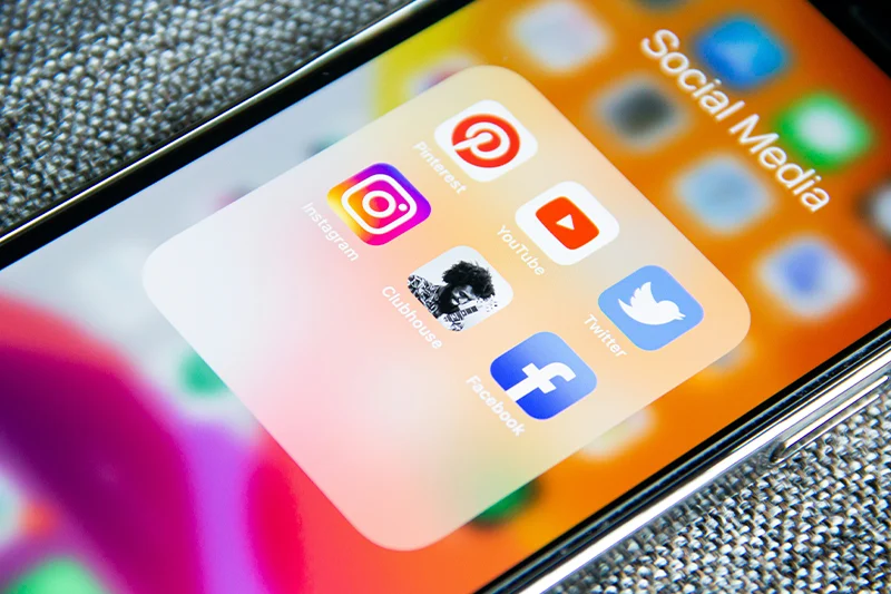 La Generación Z Y Millennials Buscan Trabajo En Instagram Y Tiktok