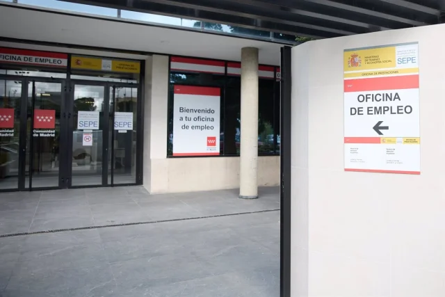 La Millonaria Modernización Del Sepe Acaba Colapsando Las Oficinas