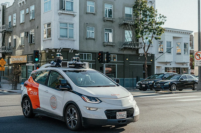 RETOS REGULATORIOS PARA LOS ROBOTAXIS EN EUROPA