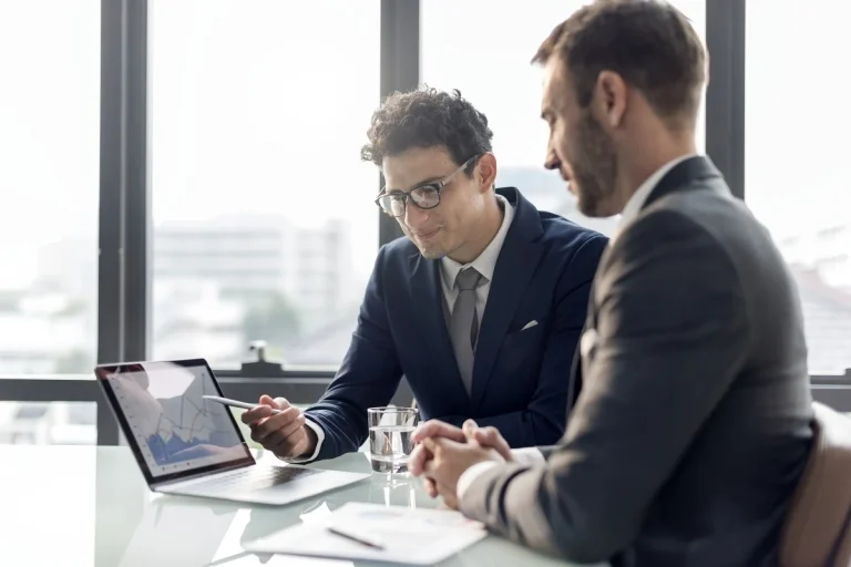 Estrategias inteligentes para CFOs: Cómo optimizar los gastos y maximizar la rentabilidad empresarial
