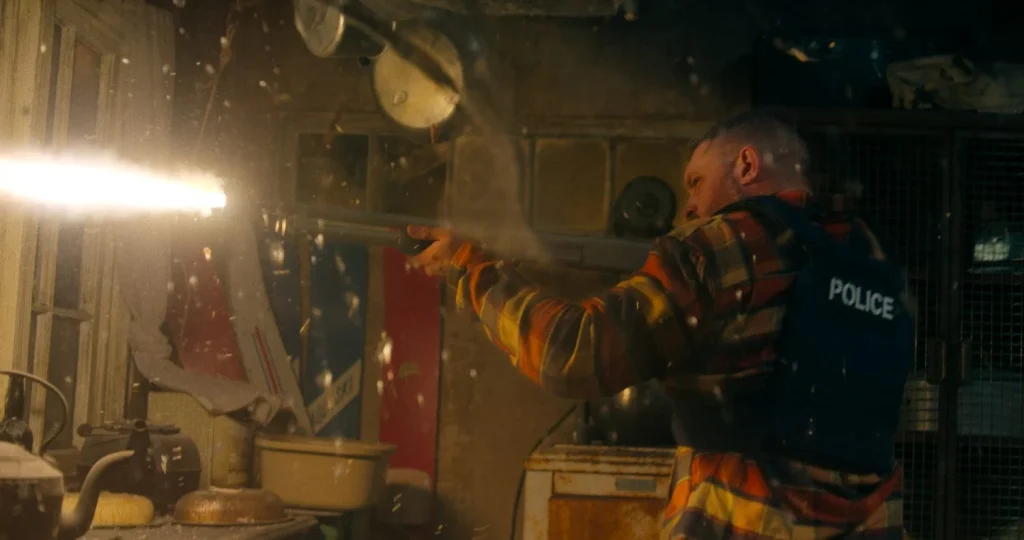 'Estragos' De Gareth Evans Es El Nuevo Secreto Mejor Guardado De Netflix 1 Still Rgb Full Range 00000007 1 Copy