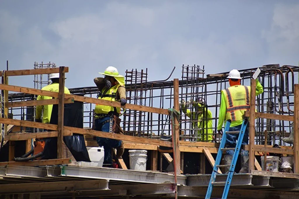 Una Paradoja Laboral: Más De 3 Millones De Parados Y Miles De Vacantes Sin Cubrir