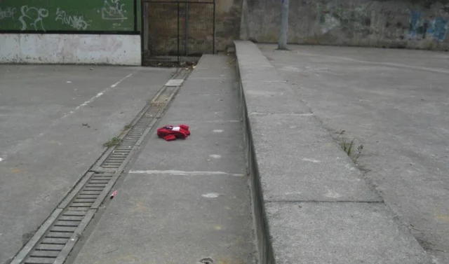 «Clavar Un Lápiz, Mear Sobre Una Compañera…»: El Caso De Un Colegio De Bilbao Subraya El Aumento De Acoso En España