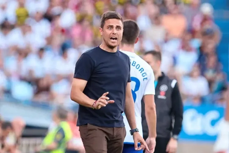 El Sustituto De Vicente Moreno En Osasuna Choca Con El Alavés Y Depende De… 1 Alessio Lisci Mirandés Osasuna Vicente Moreno Fuente: Cordon Press