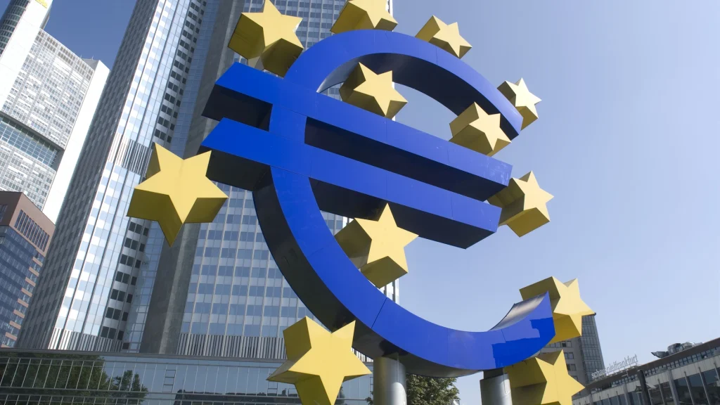 La Fobia Al Nuevo Euro Digital Y El Adiós Al Dinero En Efectivo En España Y La Ue 2 Bce Banco Central Europeo