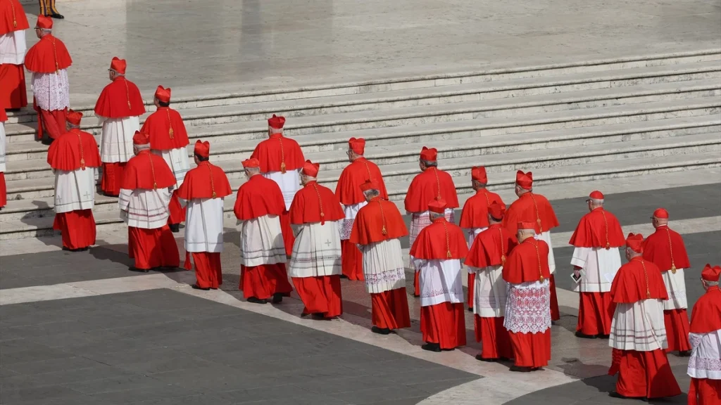 Conclave Cardenales Papa