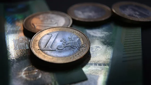 La Fobia Al Nuevo Euro Digital Y El Adiós Al Dinero En Efectivo En España Y La Ue