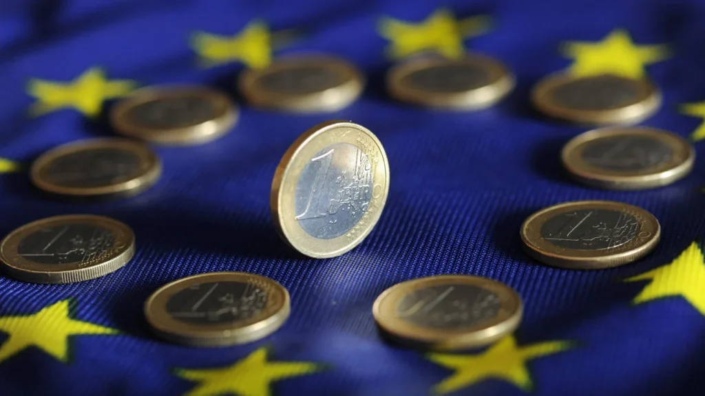 La Fobia Al Nuevo Euro Digital Y El Adiós Al Dinero En Efectivo En España Y La Ue 1 El Euro Digital Amenaza La Privacidad Y Tendría Problemas Con Apagones