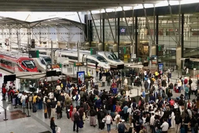 Cómo Reclamar El Dinero Por Los Billetes Tras El Robo De Cable En Los Trenes Madrid-Sevilla