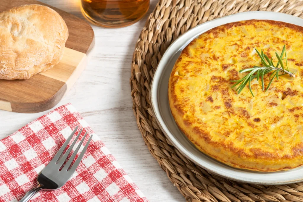 El Secreto Mejor Guardado De La Tortilla De Betanzos No Es La Patata Es Este Truco Infalible Que La Hace Única 1 La Patata Y El Aceite: Fundamentales Pero No El Secreto