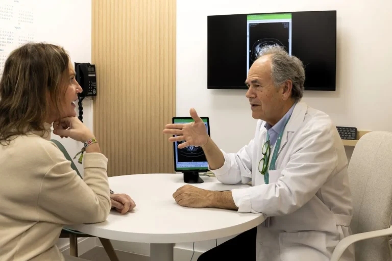 La Inteligencia Artificial transforma ya miles de consultas médicas en España