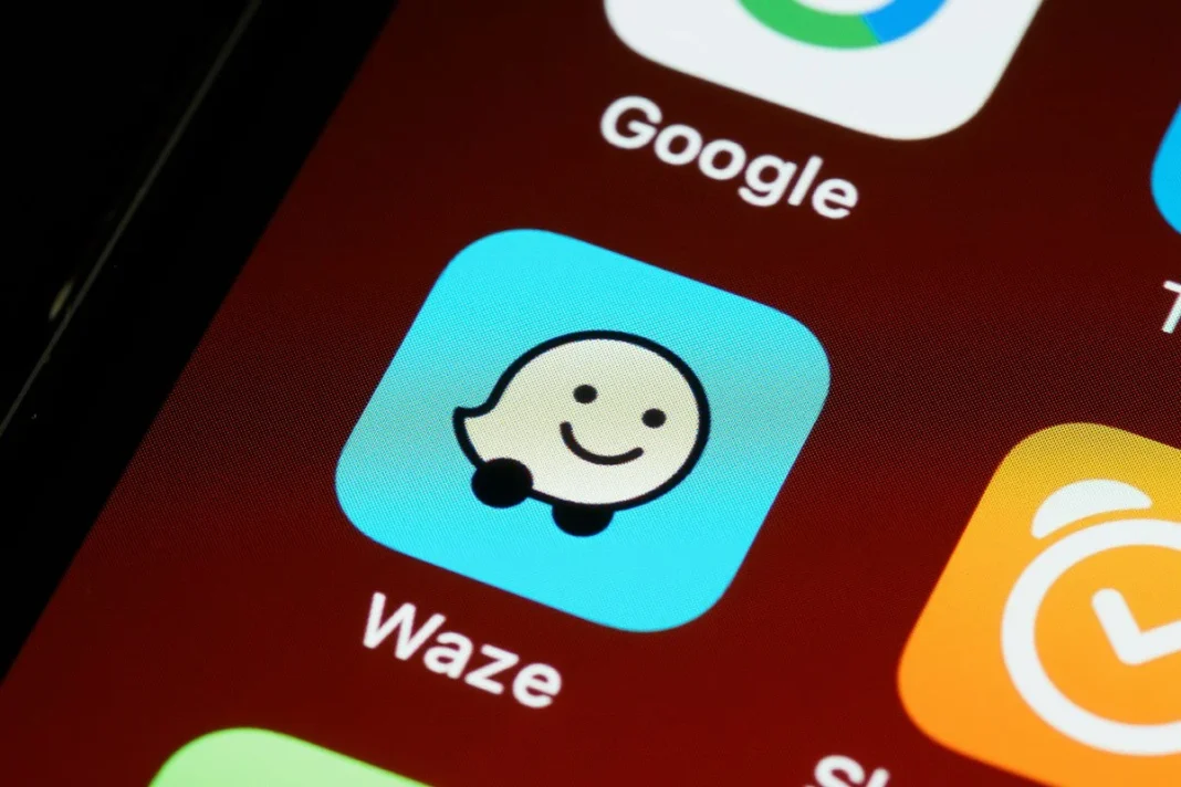 APROVECHA TUS VIAJES EN MOTO CON WAZE