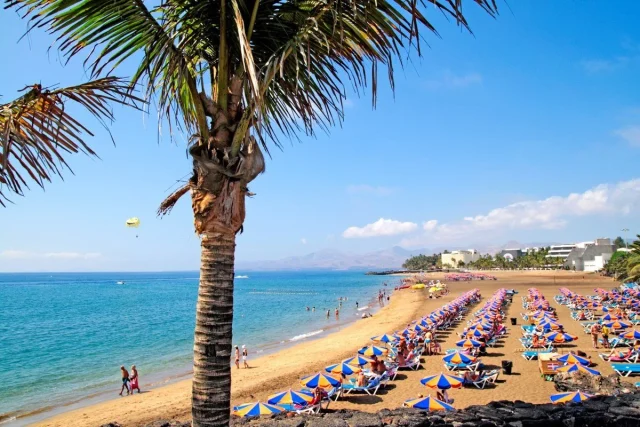 Canarias Y El País Vasco Dominan El Ránking De Playas Más Baratas De Europa