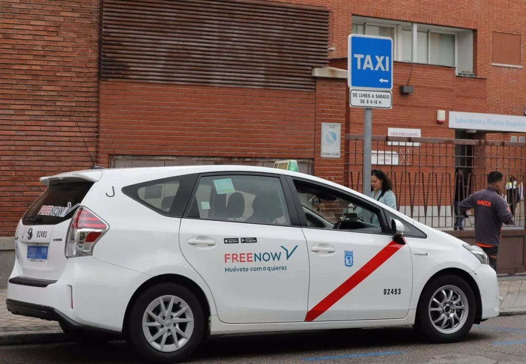 El Ayuntamiento De Madrid Da Ayudas De Hasta 20.000 Euros A Los Taxistas Con El Debate De Las Vtc En Ascuas 3 El Ayuntamiento Toma Partido: Las Ayudas Al Taxi Reavivan La Tensión En Plena Batalla Regulatoria