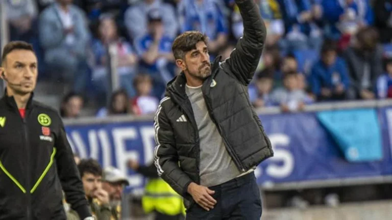 El mensaje demoledor de Paunovic tras perder el ascenso directo del Oviedo