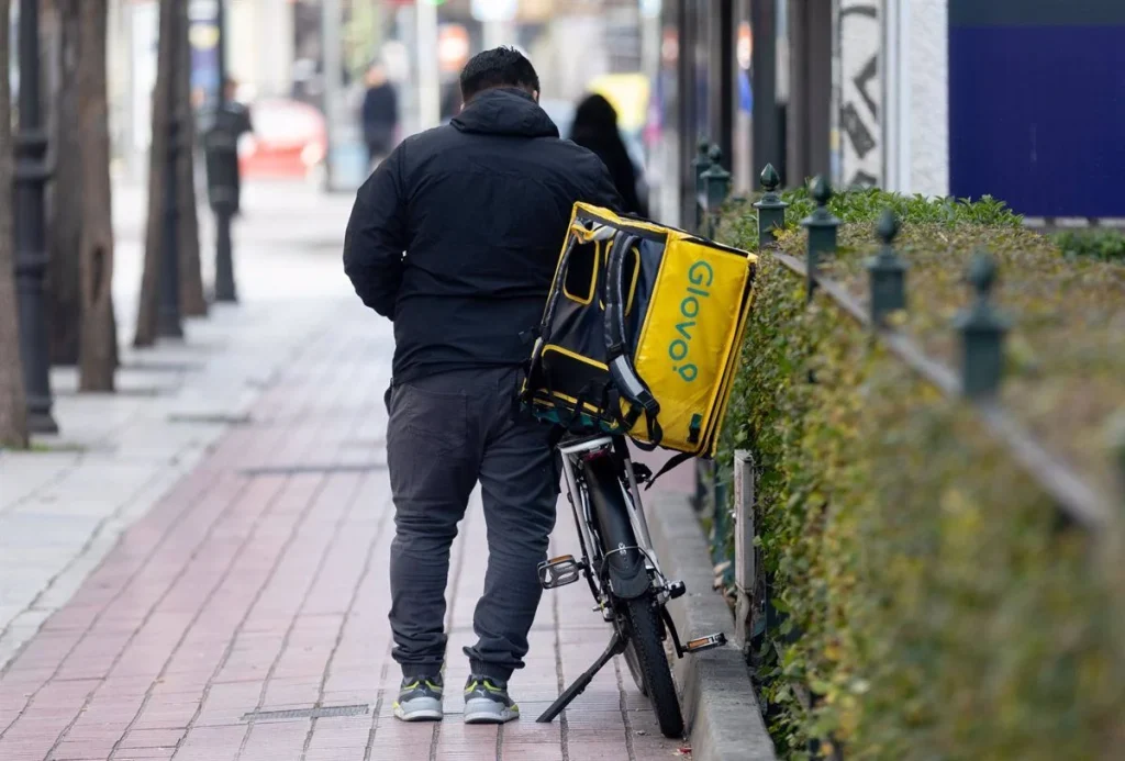La Carambola De Glovo Para Evitar Contratar Directamente A Sus Repartidores 4 El Papel De Los Convenios Y Los Límites Del Nuevo Modelo