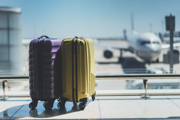El truco gratuito que hace que tu maleta salga antes en el aeropuerto 
