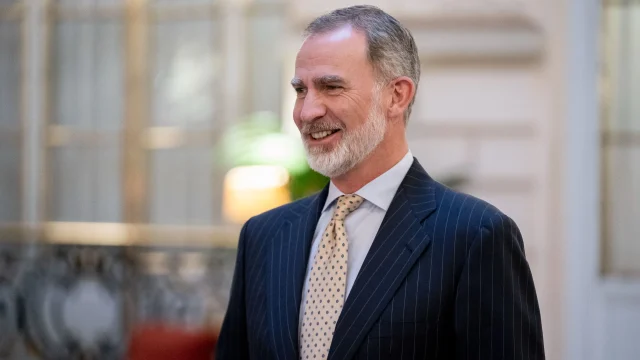 Felipe Vi Se Habría Reunido De Urgencia Con Sus Hermanas Para Regresar A Juan Carlos I