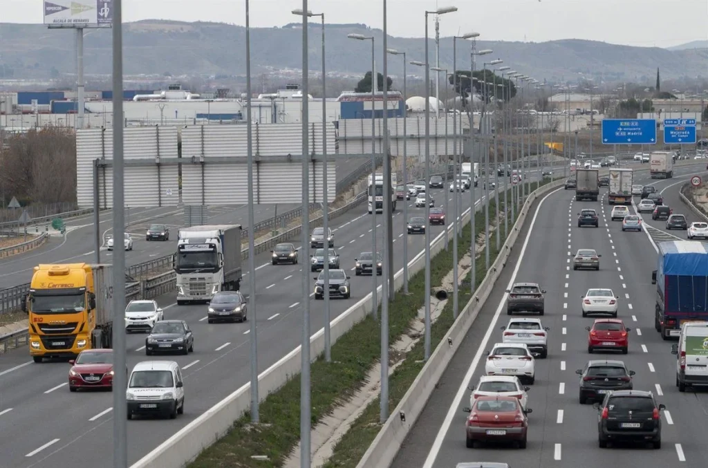 La Dana De Valencia Provoca Que La Dgt Cambie El Examen Teórico Del Carnet De Conducir 2 Formación Específica Sobre Emergencias