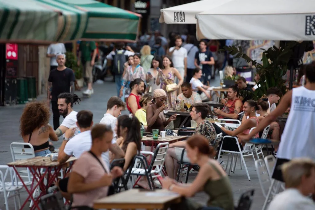 La Ue Obliga A Cambiar Los Desayunos Y Desata Una Guerra En La Hostelería 2 Impacto En Bares, Cafeterías Y Hoteles Tras La Eliminación De Los Envases Desechables