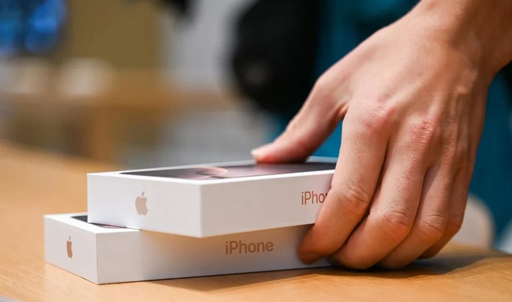 El Nuevo 'Chivato' De La Ue En Las Cajas De Los Móviles Deja A Apple En Evidencia 2 ¿Interoperabilidad O Intromisión?