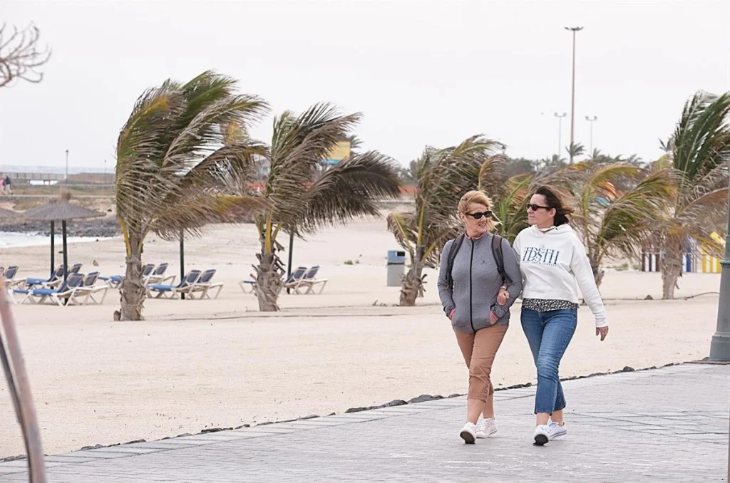 Canarias Y El País Vasco Dominan El Ránking De Playas Más Baratas De Europa 2 La Playa De La Concha, El Refrescante Oasis Vasco Para El Verano