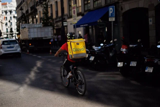 La Carambola De Glovo Para Evitar Contratar Directamente A Sus Repartidores