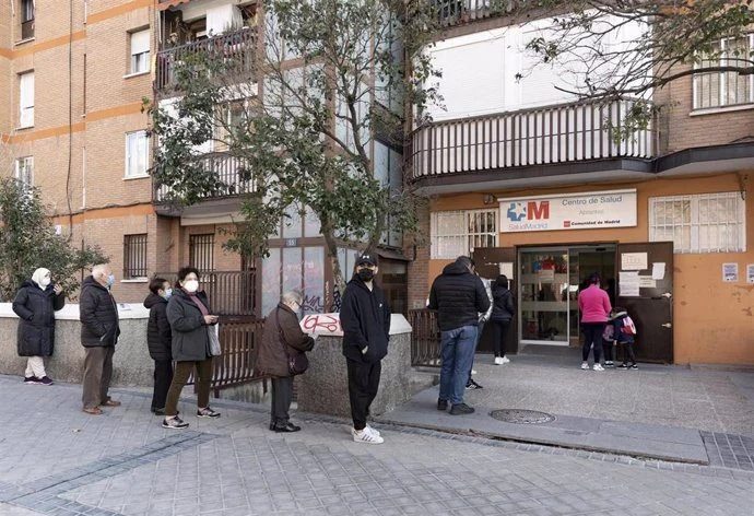 La Trampa Del Sistema Sanitario Con Las Bajas Laborales De La Seguridad Social 2 Las Cifras Detrás Del Colapso: Millones De Bajas Y Miles De Millones En Gasto