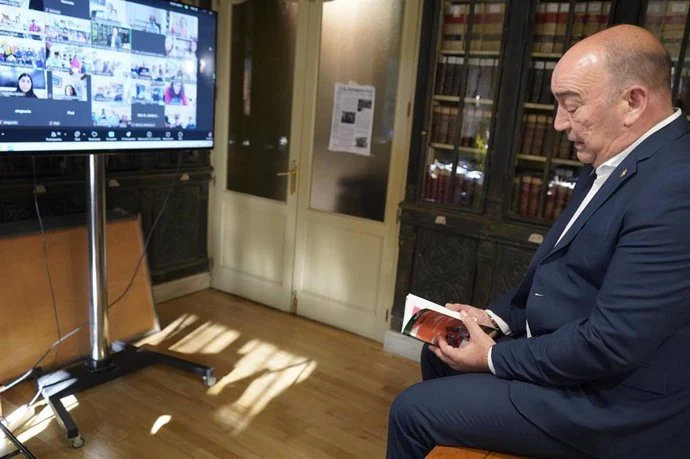 El Milagro Español Del Libro Once Años De Crecimiento Imparable 4 Librerías Físicas Y Exportación: Pilares Del Ecosistema