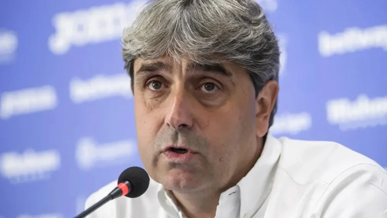 Líneas maestras de Txema Indias para relanzar al Real Zaragoza ¿qué pasará con Gabi?