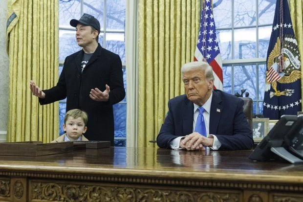 “Sin Mí Hubiera Perdido”: El Divorcio Trump-Musk Sacude Tesla Entre Amenazas E Insultos Entre Magnates 3 Musk Responde Con Una Amenaza Espacial... Que Luego Retira