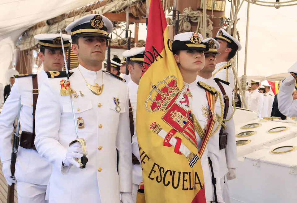 Histórico cierre de ciclo y reconocimiento institucional para Leonor