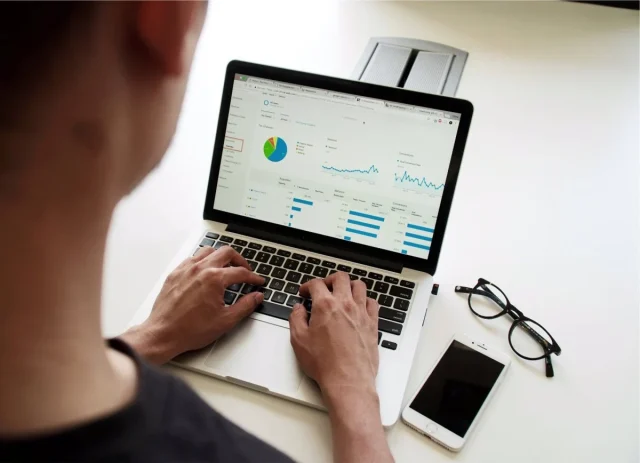 Adiós A Las Facturas En Papel: La «Digitalización Acelerada», Reto Para Autónomos Y Empresas