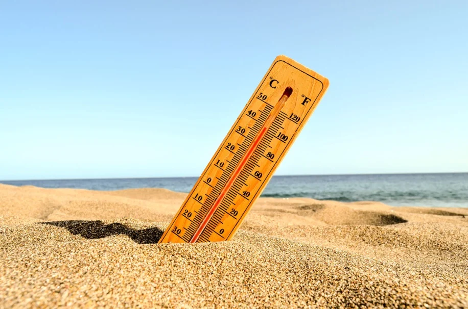 Sofocos En Verano: El Doble Golpe Del Calor Para Las Mujeres En Menopausia 1 Menopausia Sofocos