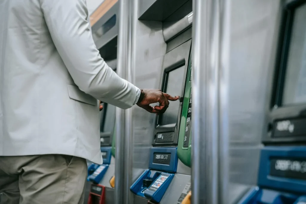 El Botón Más Importante Del Cajero Automático Para Evitar Fugas De Dinero