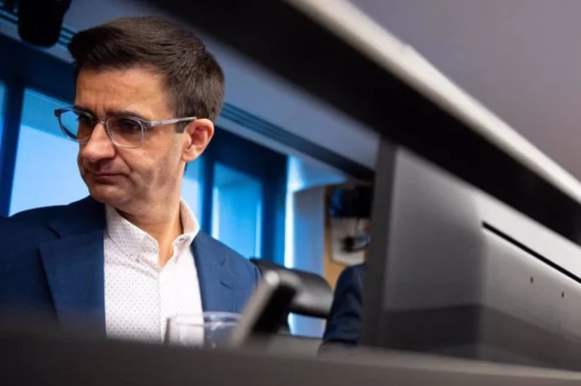 El Presidente De Rtve Entra Al Trapo Atacando Al Resto De Medios Y Denuncia Un Complot A La 1