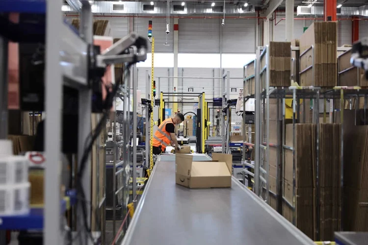 Transportistas Y Trabajadores De Logística, Principales Afectados Por La Campaña De Verano 2 Trabajadores Empleo Logistica Transporte Verano Fuente: Europa Press