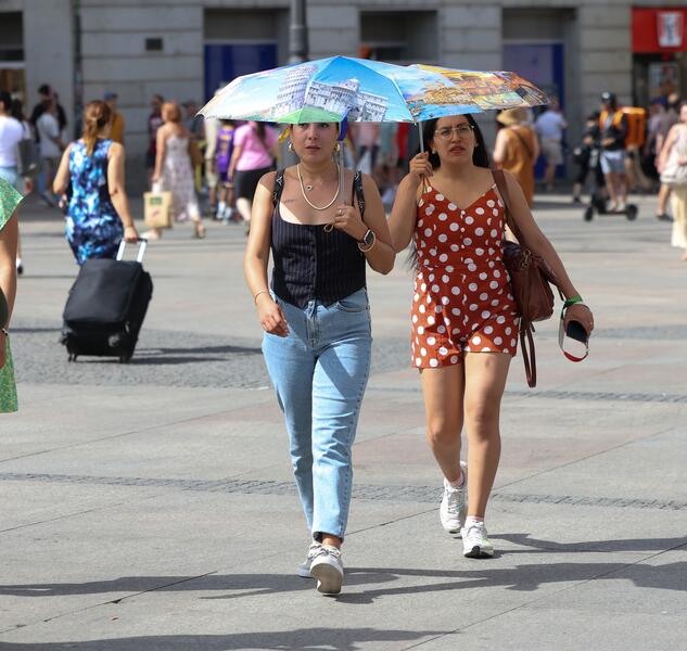 La AEMET pone en aviso por tormentas y calor a 37 provincias españolas