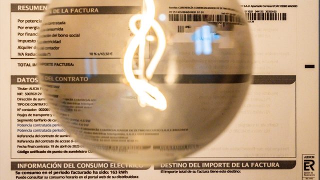 A Partir De Este Mes Pagarás 30 Euros Más En La Factura De La Luz