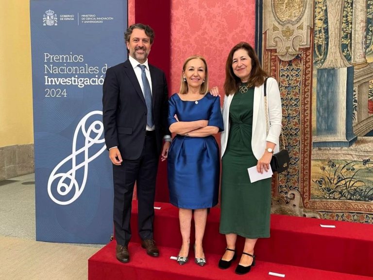 La doctora Carmen Ayuso, del Instituto de Investigación Sanitaria de la Fundación Jiménez Díaz, recibe el Premio Nacional de Investigación en el área de Medicina y Ciencias de la Salud