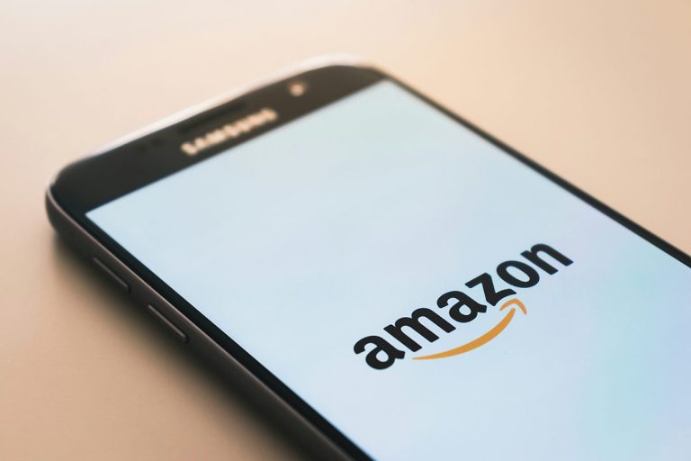 Amazon alerta a los usuarios de Prime ante los falsos correos que informan de una subida de la suscripción