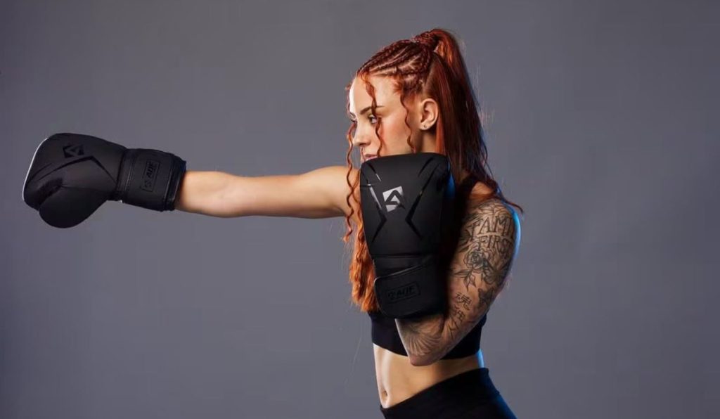 Ari Geli, Boxeadora De La Velada 5